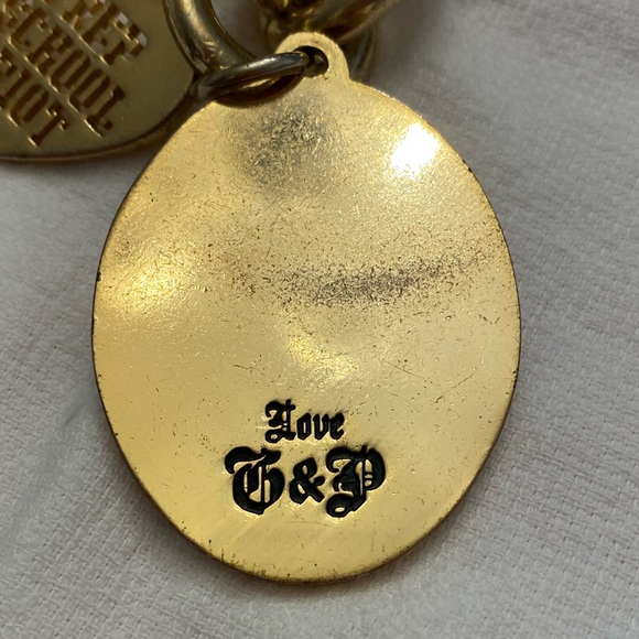 RARE VINTAGE 2008 Juicy Couture Gold Tone Keychain/Purse Charm with Two Charms - Picture 5 of 10